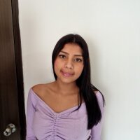 natalia_model25's Offline Chat Room