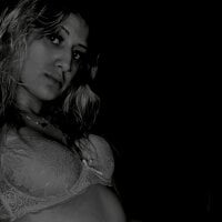 mamacita444's Offline Chat Room