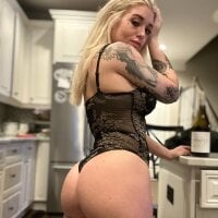 Brittany_danielleLive Webcam