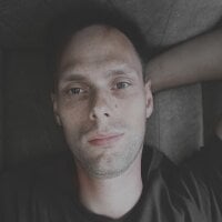 bigdickoutdoor's Offline Chat Room