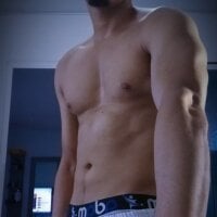 Alex-coLatinboy webcam