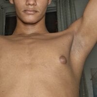 novinhopauzudo1000's Avatar Pic