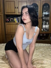 xSweetieLadys webcam model
