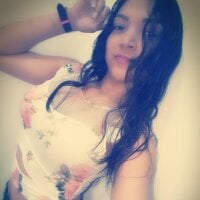 lili_ponce's Offline Chat Room