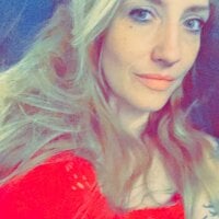 AuroraSteele66's Offline Chat Room