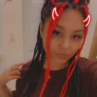 DesireeUlam's Offline Chat Room