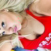 AlexaVibes_gold webcam model