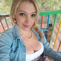 Elegancia_'s Avatar Pic
