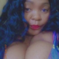 bustysexyalicia's Offline Chat Room