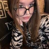mewmewcat webcam model