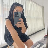 Savannah_Leon