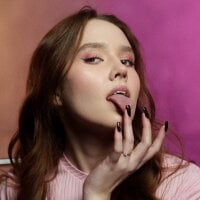 SueCutie's Avatar Pic