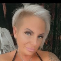 Big-Tits69 webcam