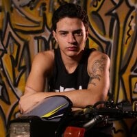 logan_madoox webcam model