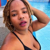 thedevynsymone's Offline Chat Room