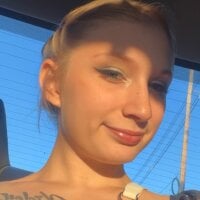 wet_disaster0690's Offline Chat Room