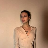 LisaBaillea's Avatar Pic