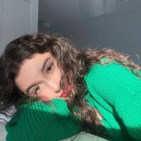 غرفة دردشة Little_cherryy دون اتصال