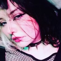 MarinaInferno's Offline Chat Room