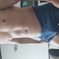 johnny_seens1's Offline Chat Room