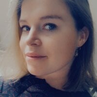 xxxAmilyxxx's Offline Chat Room