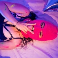 Naughtyy_Angell