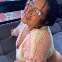 Модель chloe_bonnet