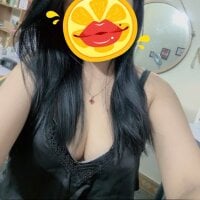 Yui-Linh webcam model
