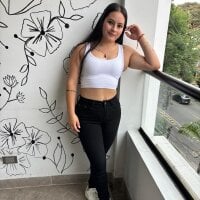 AnaisFox1 webcam model