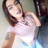 Alessya_n Offline chat-huone