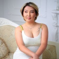 Charmerrr 个人资料图片