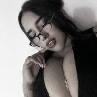 mis-violetha webcam model
