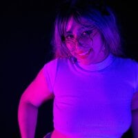 KiinkyKuromy_'s Offline Chat Room