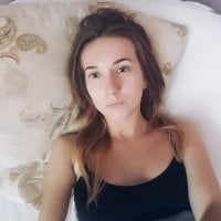 Mia_Quinn's Offline Chat Room