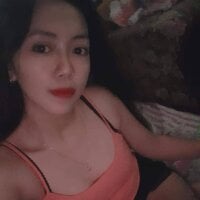 xxxasianwild05xxx's Offline Chat Room