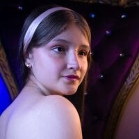 Krystal_Heartss model avatar