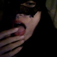 moonangel27's Offline Chat Room