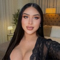 Your_Majesty_Tyra webcam