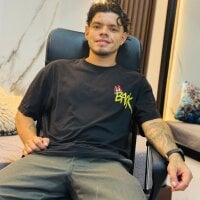 Enzo_Turner's Avatar Pic