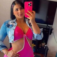 rebecca_holly Ruang Obrolan Offline