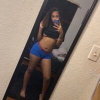 christine1017's Offline Chat Room