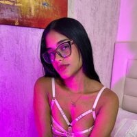 lizzakennedy webcam model