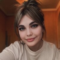 babe_hot1's Offline Chat Room