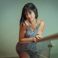 CloePrice offline chatrum