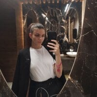 EvaHairLive Webcam