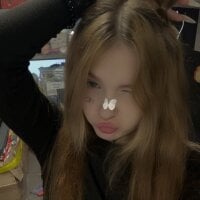 lialuv's Avatar Pic