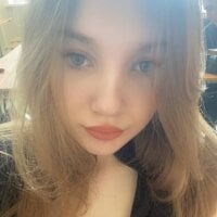 EmmaLynchy Offline Chatrum