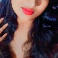 Radhika02Live Webcam