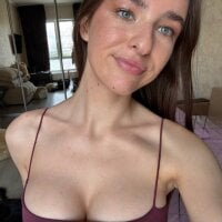 ShaniButala webcam model
