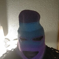 Brownskingirl2022's Offline Chat Room